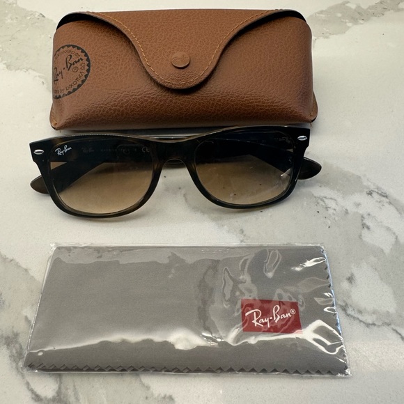 RayBan NEW Wayfarer RB 2132 - Picture 2 of 9